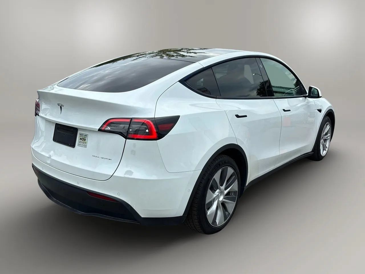 Used 2021 Tesla Model Y Long Range AWD/4WD image 3