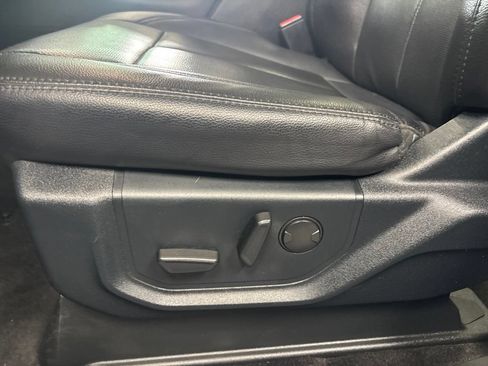 Used 2021 Ford Expedition XLT RWD image 29