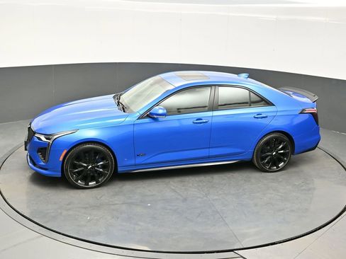 New 2025 Cadillac CT4 V w/ LPO, ONYX Package image 28