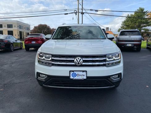 Used 2018 Volkswagen Atlas SEL Premium image 2
