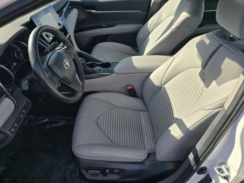 Used 2024 Toyota Camry SE FWD image 31