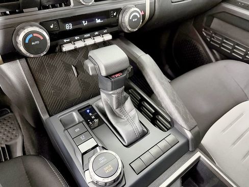 Used 2024 Toyota Tacoma TRD Sport AWD/4WD image 59