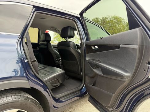 Used 2016 Kia Sorento EX w/ EX Premium Package image 15