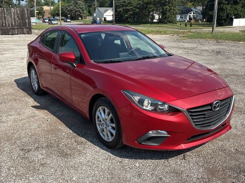 Used 2016 MAZDA MAZDA3 i Sport FWD image 2