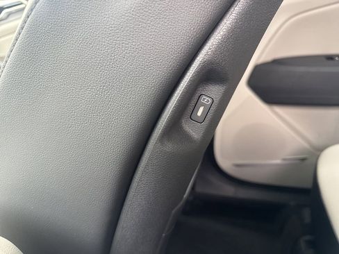 New 2026 Kia Sportage EX FWD image 14