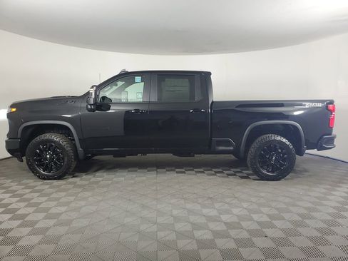 New 2026 Chevrolet Silverado 2500 LT image 7