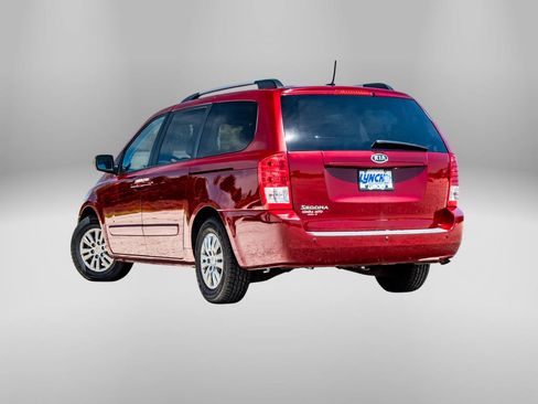 Used 2012 Kia Sedona LX FWD image 8