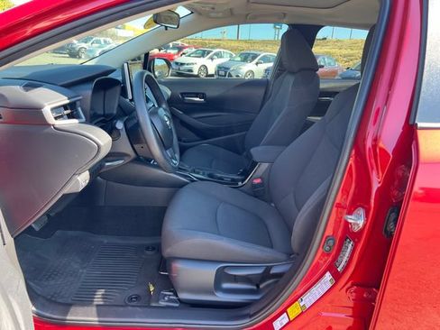 Used 2021 Toyota Corolla LE w/ LE Premium Package FWD image 15
