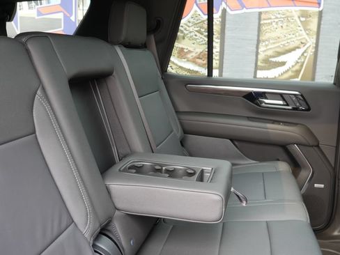 New 2026 Chevrolet Tahoe Z71 w/ Comfort Package AWD/4WD image 17