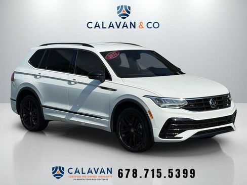 Used 2022 Volkswagen Tiguan SE R-Line FWD image 1