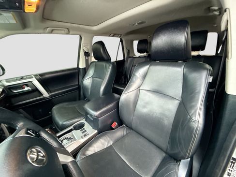 Used 2017 Toyota 4Runner Limited image 21