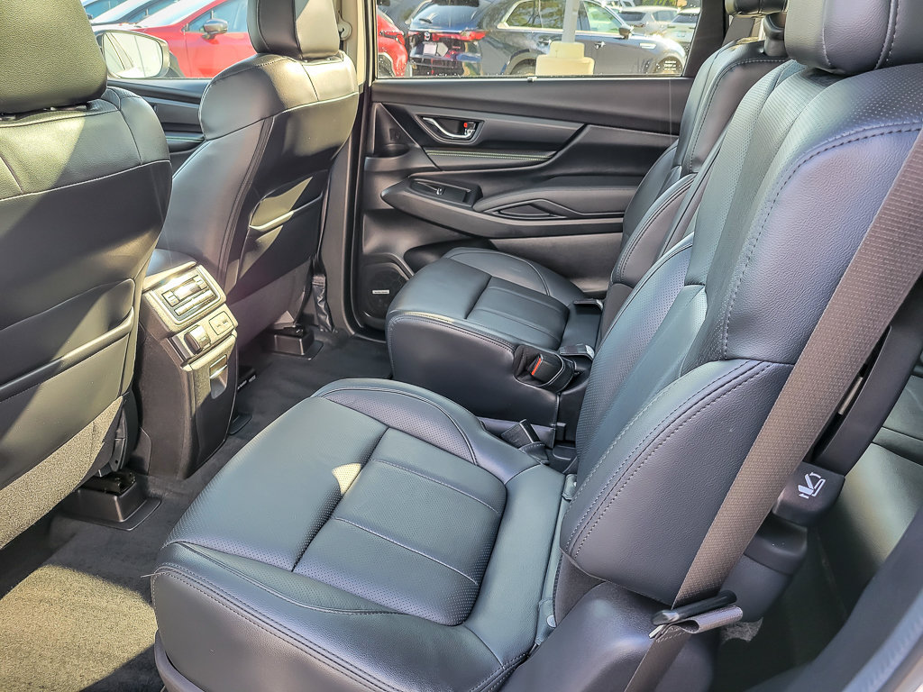 Used 2025 Subaru Ascent Bronze Edition w/ Popular Package #2 AWD/4WD image 11