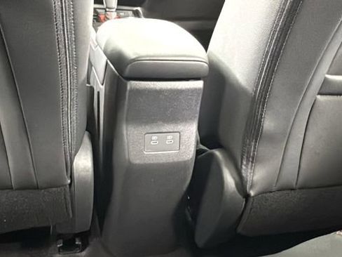 New 2026 Nissan Kicks SR w/ SR Premium Package AWD/4WD image 38