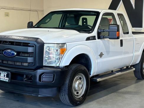 Used 2016 Ford F250 XL w/ Power Equipment Group AWD/4WD image 1