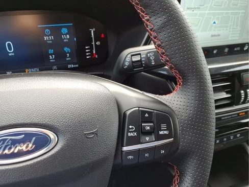 Certified 2024 Ford Escape ST-Line w/ Tech Pack #1 AWD/4WD image 19