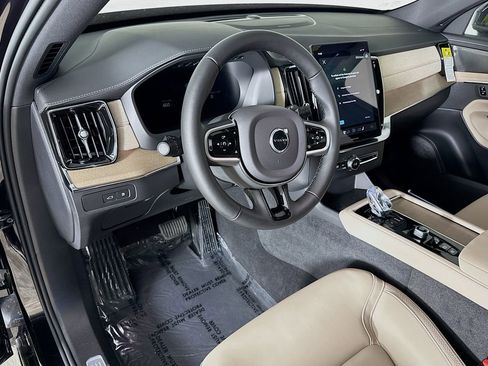 New 2026 Volvo XC90 T8 Plus w/ Protection Package AWD/4WD image 9