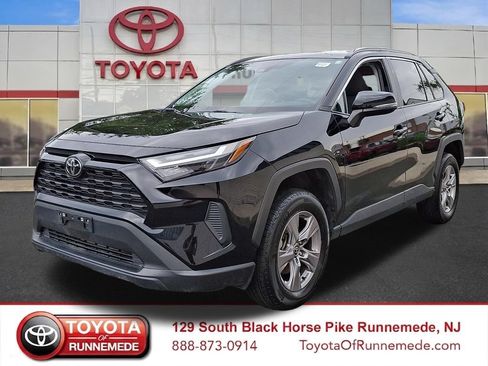 Certified 2025 Toyota RAV4 XLE AWD/4WD image 3
