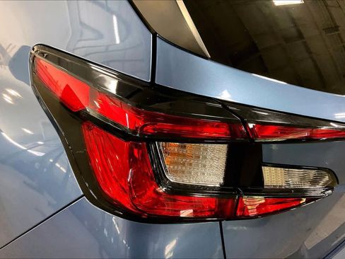 Used 2024 Subaru Crosstrek 2.0i Premium AWD/4WD image 29
