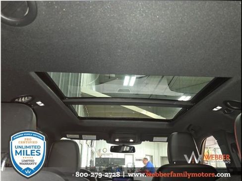 Used 2022 Ford Explorer ST-Line w/ Class IV Trailer Tow Package image 9