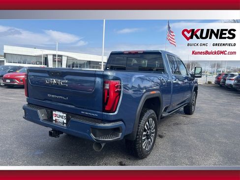 New 2026 GMC Sierra 2500 Denali Ultimate AWD/4WD image 3