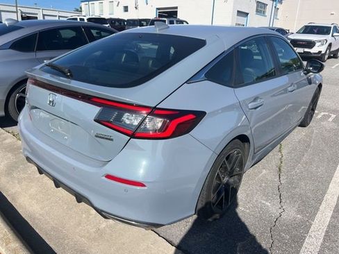 Used 2022 Honda Civic Sport Touring image 4