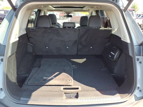 Certified 2023 Nissan Rogue SL AWD/4WD image 13