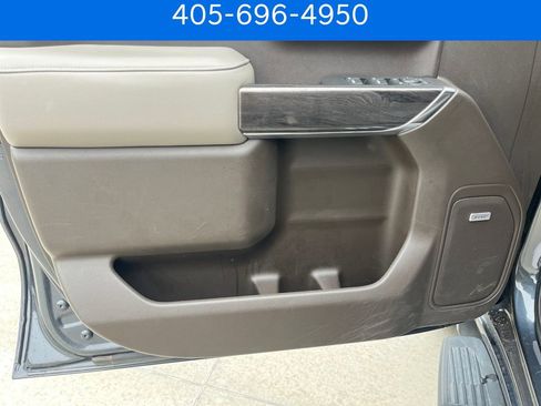 Used 2021 Chevrolet Silverado 1500 LTZ AWD/4WD image 12
