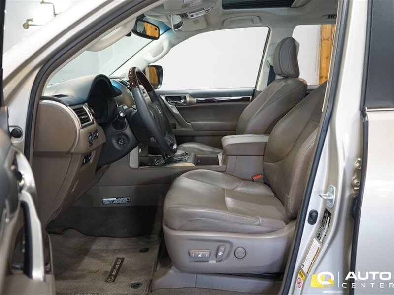 Used 2015 Lexus GX 460 Luxury AWD/4WD image 15