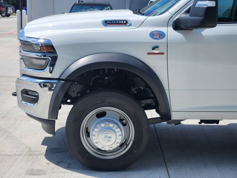 New 2026 RAM 5500 Tradesman w/ Chrome Appearance Group AWD/4WD image 10