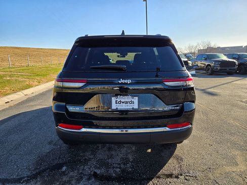 New 2025 Jeep Grand Cherokee Laredo X image 5