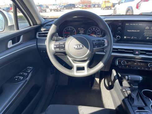 Used 2021 Kia K5 LXS image 12