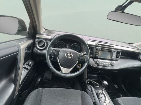 Used 2016 Toyota RAV4 XLE AWD/4WD image 19