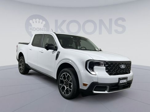 New 2025 Ford Maverick Lariat w/ 4K Tow Package image 10