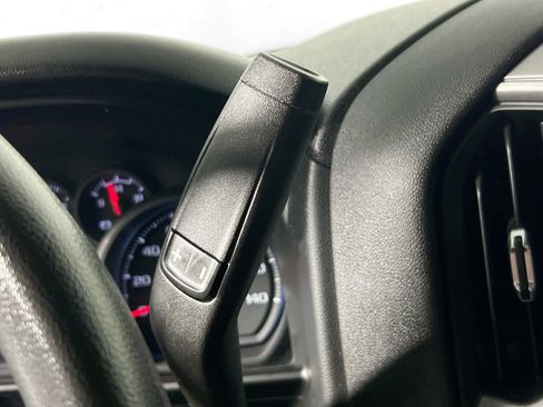 Used 2024 Chevrolet Silverado 1500 Custom image 25