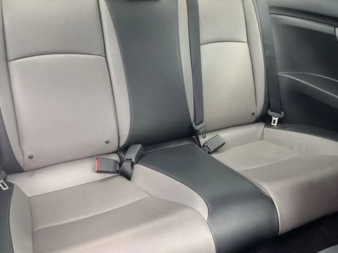Used 2017 Honda Civic EX-L image 20