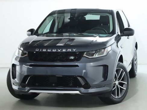 Used 2025 Land Rover Discovery Sport S image 3