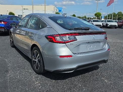 Used 2023 Honda Civic LX image 3