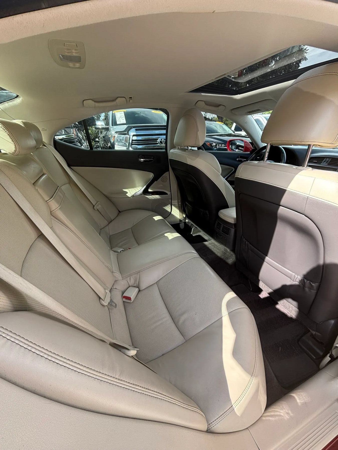 Used 2010 Lexus IS 250 w/ Premium Pkg Value Edition RWD image 14