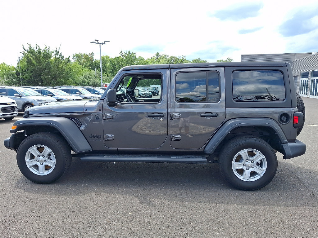 Used 2022 Jeep Wrangler Unlimited Sport AWD/4WD image 7