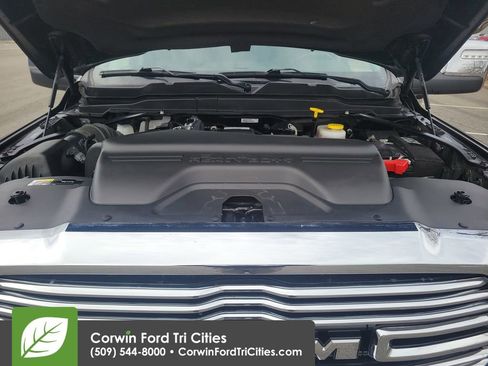 Used 2024 RAM 3500 Laramie AWD/4WD image 33