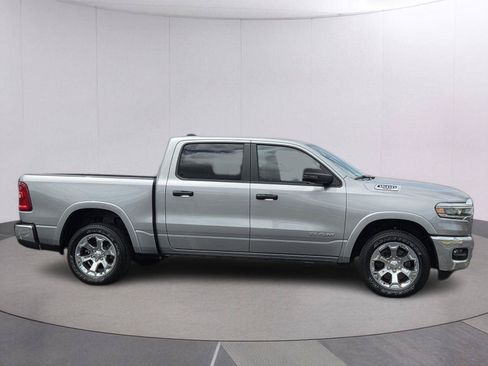 Used 2025 RAM 1500 Big Horn AWD/4WD image 4