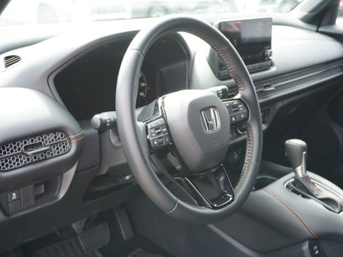 Used 2025 Honda HR-V Sport image 19