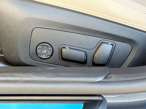 New 2026 BMW 330i xDrive 330i xDrive w/ Premium Package image 27