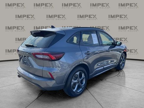 Used 2023 Ford Escape ST-Line image 5