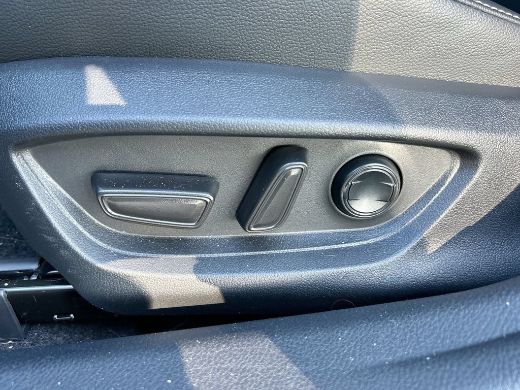 Certified 2025 Toyota Camry SE FWD image 12