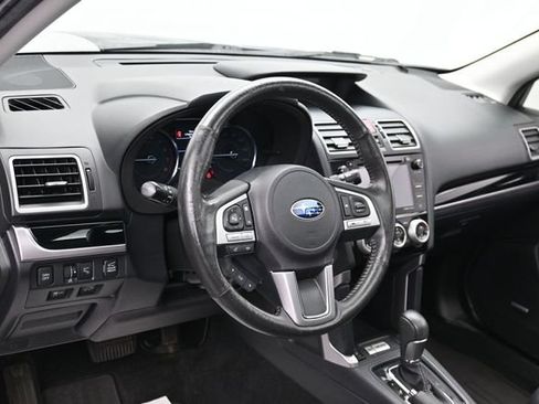 Used 2018 Subaru Forester 2.5i Touring w/ Popular Package #3B AWD/4WD image 16