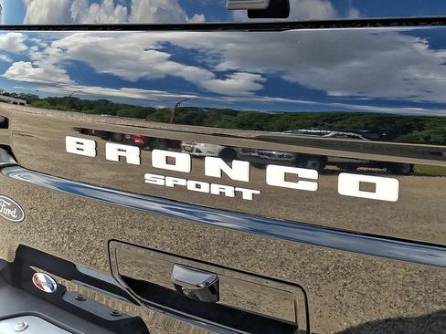 Used 2026 Ford Bronco Sport Badlands w/ Sasquatch Badlands Package AWD/4WD image 32