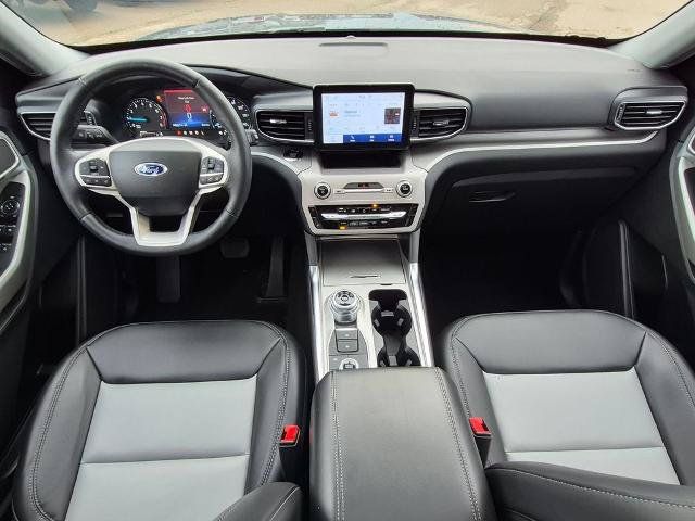 Certified 2024 Ford Explorer XLT w/ Equipment Group 202A AWD/4WD image 22