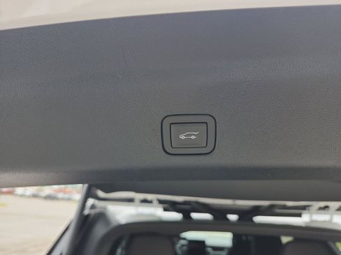 New 2026 GMC Yukon AT4 w/ AT4 Premium Plus Package AWD/4WD image 9