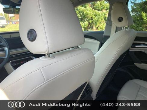 Used 2025 Audi Q5 Premium w/ Convenience Package AWD/4WD image 32